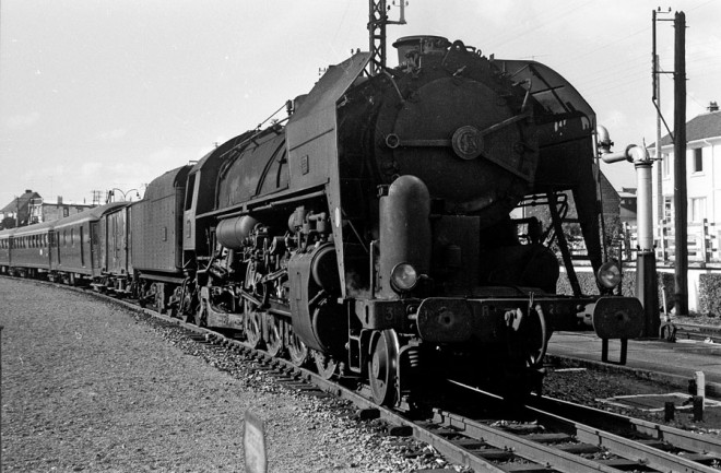 1966-09-513nb-etaples.jpg