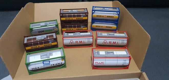 000635_Container_EVEModel-01.jpg